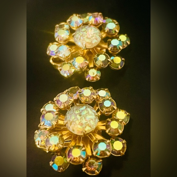 Gold and Aurora Borealis Rhinestone Starburst Clip Earrings - Picture 10 of 13